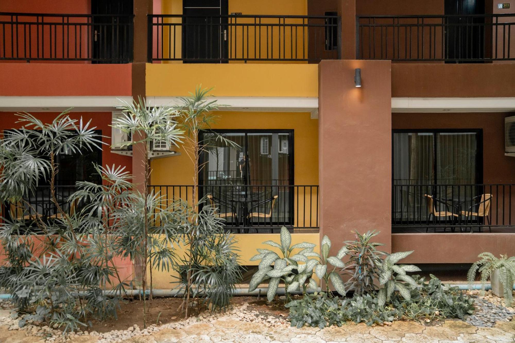 Prelude Hotel Kanchanaburi Exterior foto